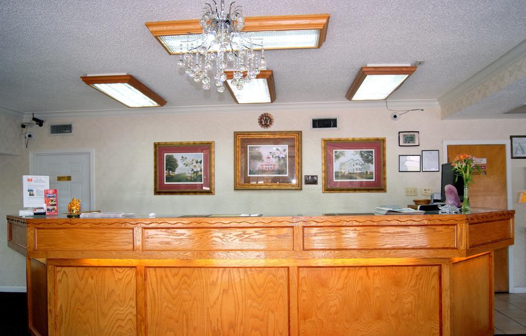 Red Carpet Inn - Natchez Quarto foto